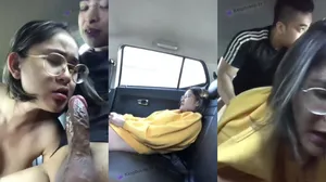 kak-cindy-diewe-koko-di-mobil